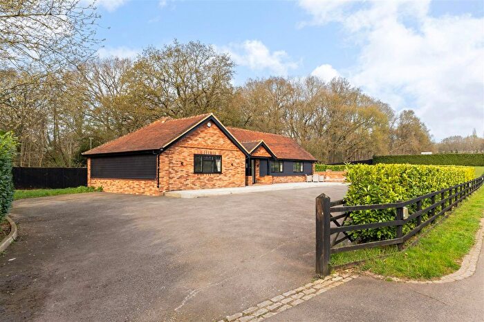 3 Bedroom Detached Bungalow To Rent In Lyne Lane, Virginia Water, GU25