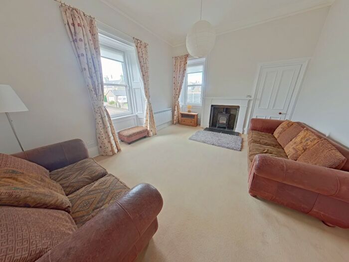 3 Bedroom Flat To Rent In Rosebery House, Thurso, KW14