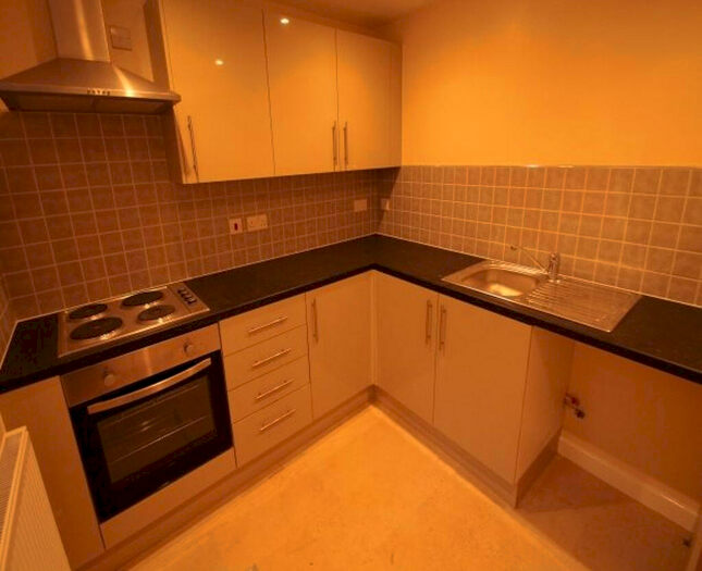 1 Bedroom House To Rent In Estcourt Terrace, Leeds, LS6