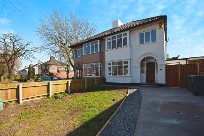 3 Bedroom Semi-Detached House To Rent In Princes Boulevard, Higher Bebington, CH63