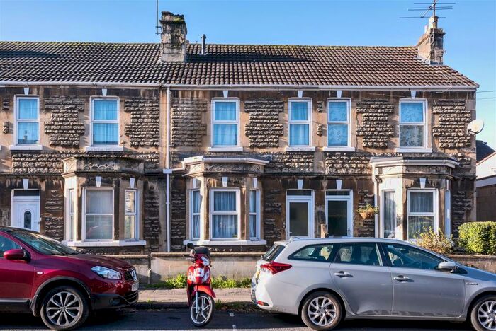 4 Bedroom Terraced House To Rent In Third Avenue, Bath, BA2