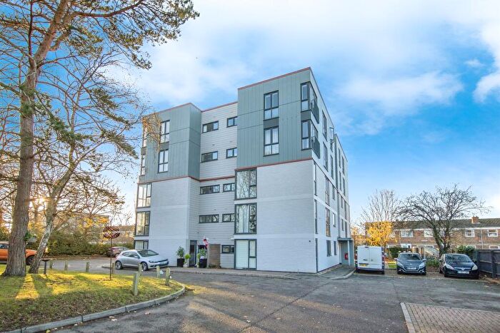 2 Bedroom Apartment For Sale In Berechurch Road, Colchester, CO2