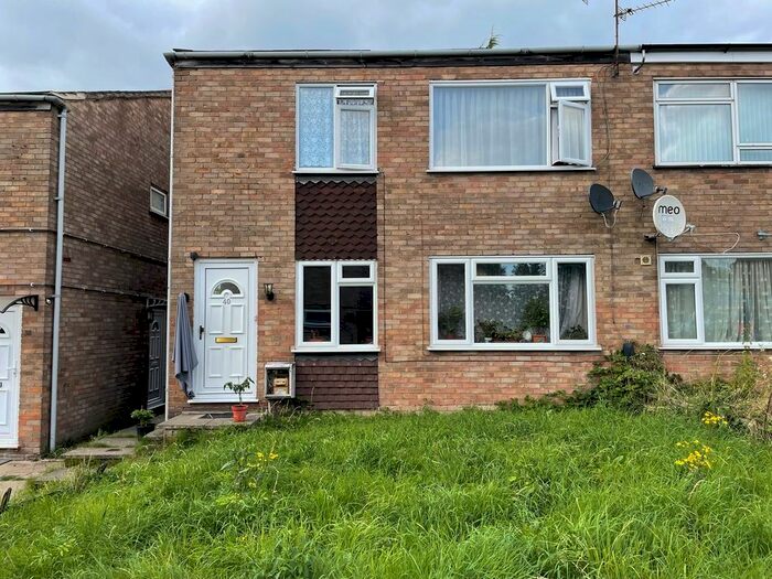 2 Bedroom Maisonette To Rent In Luther Close, Edgware HA8