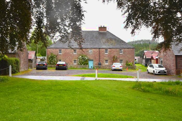 2 Bedroom Apartment To Rent In The Green, Spittalfield, Perthshire, PH1