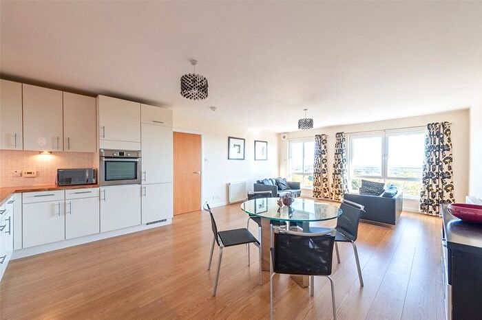 2 Bedroom Flat For Sale In Midstocket View, Aberdeen, Aberdeenshire, AB15