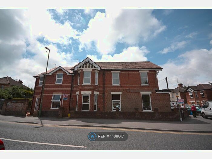 2 Bedroom Flat To Rent In Bournemouth, Bournemouth, BH9