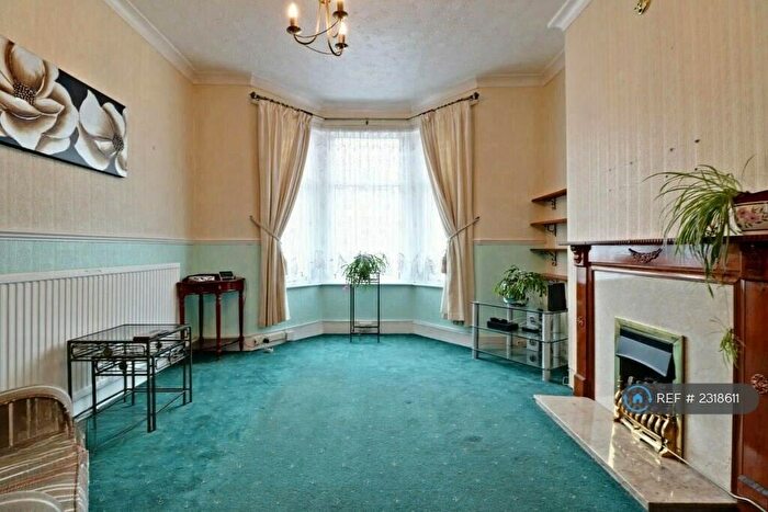 3 Bedroom Terraced House To Rent In Thorold Road, Ilford, IG1