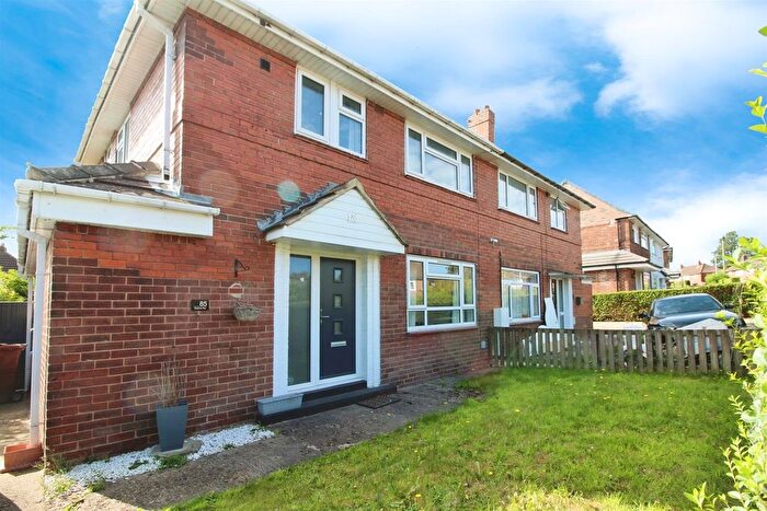 3 Bedroom Semi-Detached House To Rent In Raylands Way, Leeds, LS10