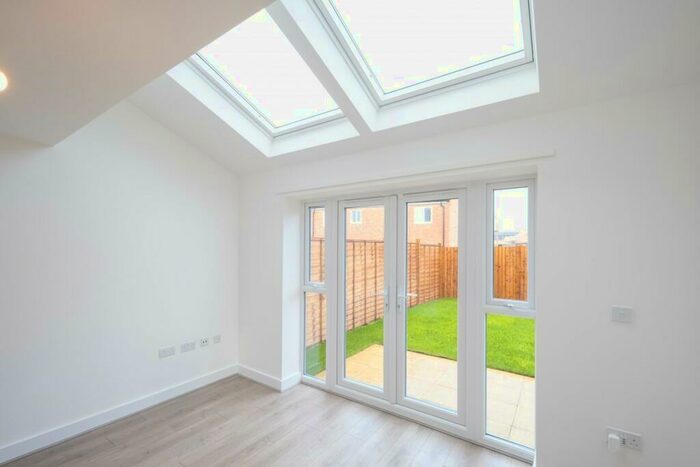 3 Bedroom House To Rent In Dolbear Road, Houlton, Rugby, CV23