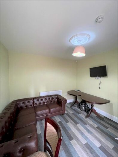 7 Bedroom Terraced House To Rent In Langdale Road, Liverpool, Merseyside, L15