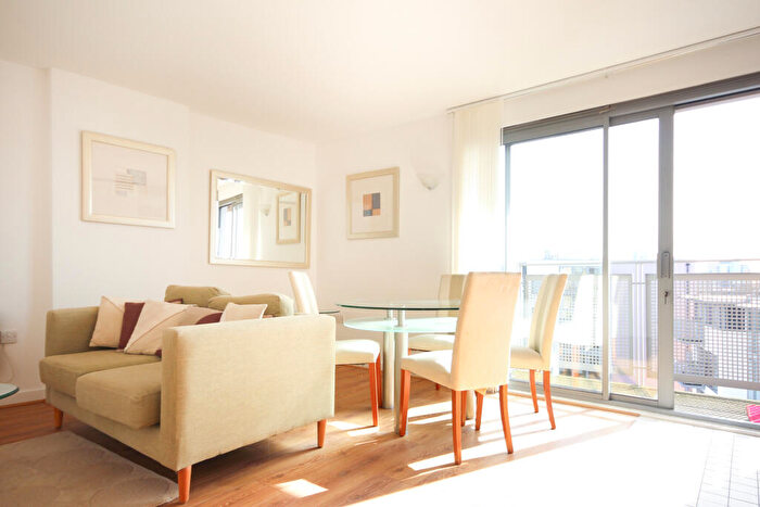 1 Bedroom Apartment To Rent In Colorado Building, Deals Gateway, London, SE13