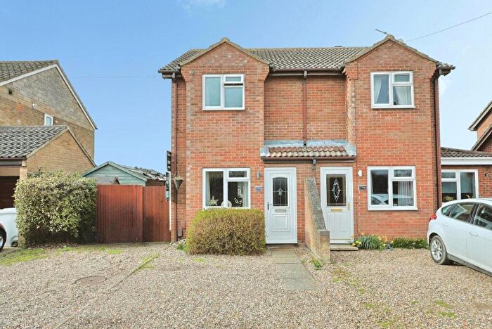 2 Bedroom Semi Detached House For Sale In Meadow Way, Norwich, Norfolk, NR6