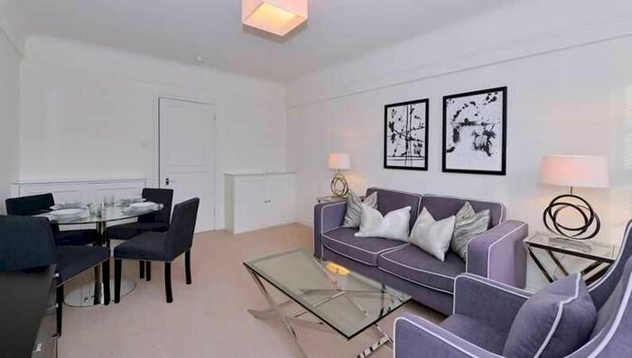 2 Bedroom Flat To Rent In Fulham Road, London, SW3