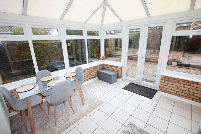 2 Bedroom Bungalow For Sale In Marion Avenue, Clacton On Sea, CO15