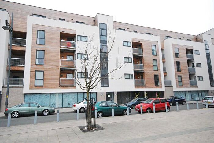 2 Bedroom Flat To Rent In Life Building, M15