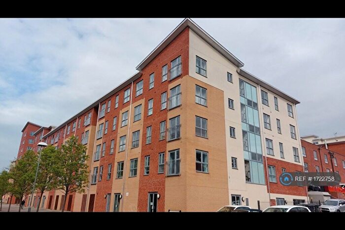 2 Bedroom Flat To Rent In Englefield House, Reading, RG30
