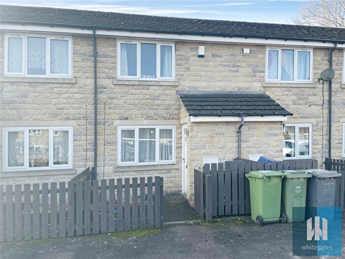 2 Bedroom Terraced House To Rent In Clare Hill, Huddersfield, HD1