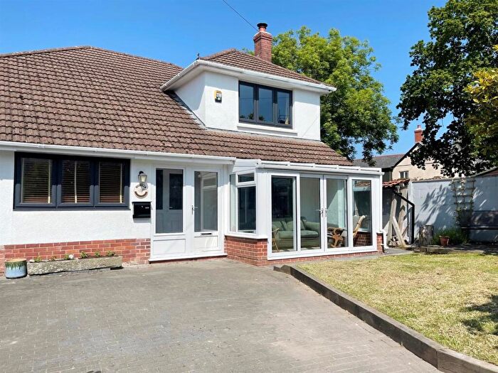 4 Bedroom Detached House To Rent In Park Lane, Barnstaple, EX32