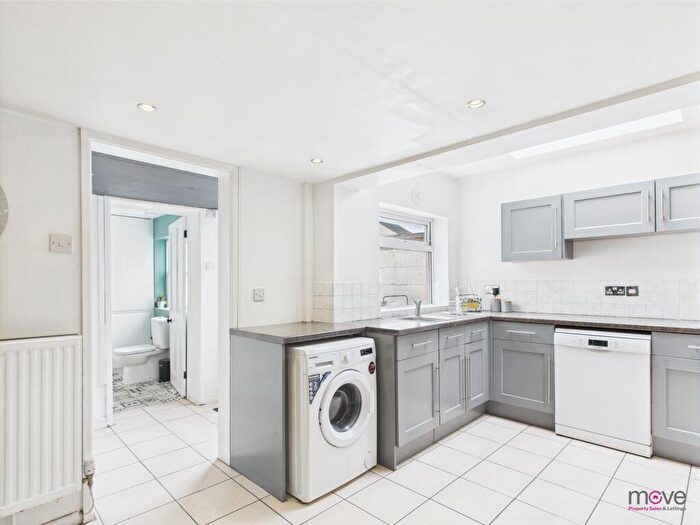 4 Bedroom Terraced House To Rent In Swindon Street, Cheltenham, GL51