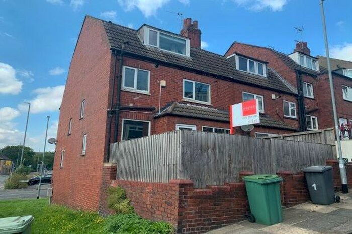 2 Bedroom Terraced House To Rent In Woodside Terrace, Leeds, LS4