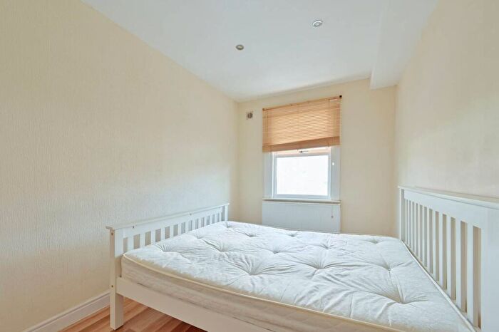 2 Bedroom Flat To Rent In Sherwood Road, South Harrow, HA2
