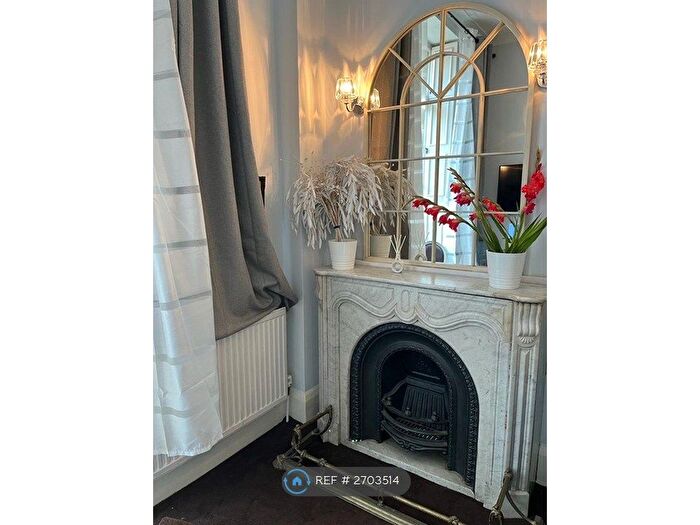 1 Bedroom Flat To Rent In London, London, W2