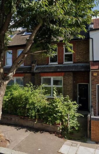 2 Bedroom Terraced House To Rent In Brampton Road, London, N15