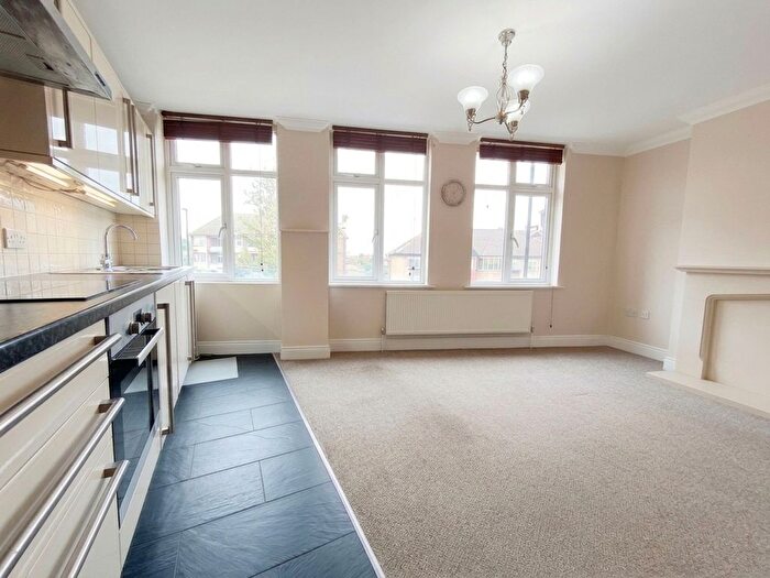 1 Bedroom Property To Rent In Victoria Road, Ruislip, HA4