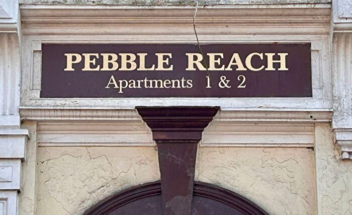 2 Bedroom Flat For Sale In High Street, Budleigh Salterton, Devon, EX9