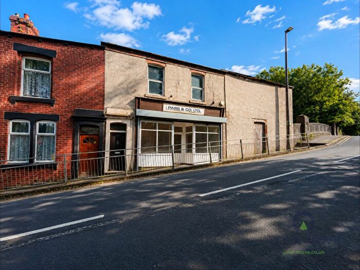 2 Bedroom Flat For Sale In Shorrock Lane, Blackburn, Lancashire, BB2