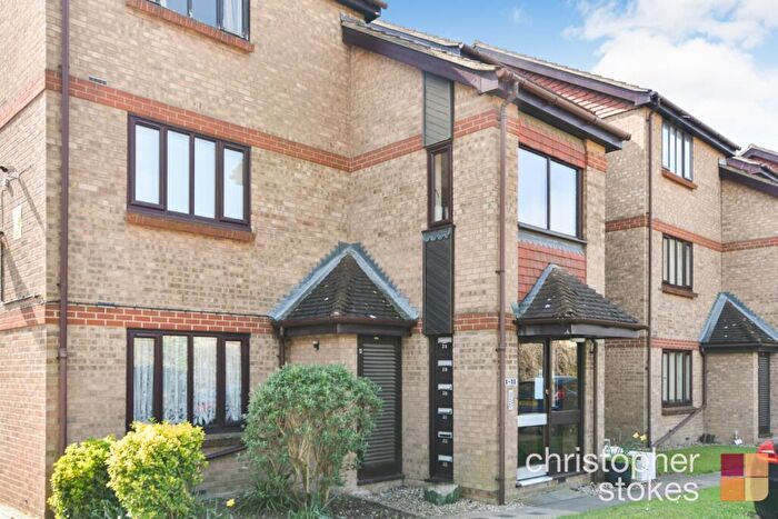 1 Bedroom Flat To Rent In Latimer Court, Bryanstone Road, Waltham Cross, Hertfordshire, EN8