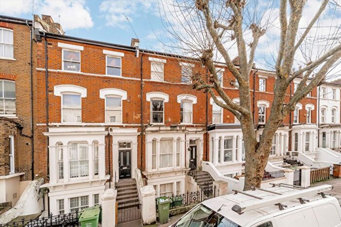 4 Bedroom Flat To Rent In Iverson Road, West Hampstead, NW6