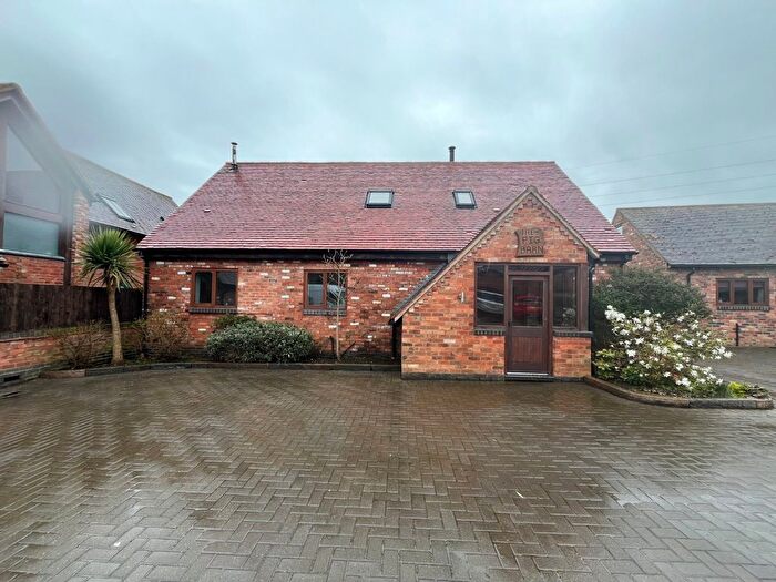 4 Bedroom Detached House To Rent In Bills Lane, Shirley, Solihull, West Midlands, B90