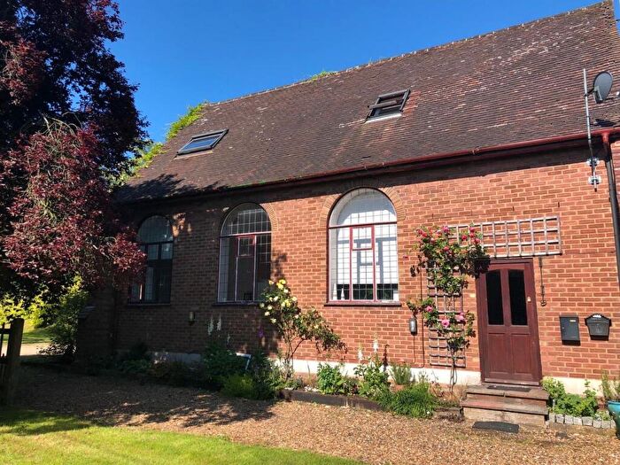 1 Bedroom Property To Rent In Hudnall Lane, Little Gaddesden, HP4