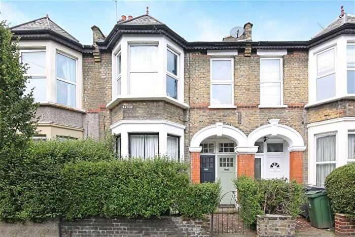 2 Bedroom Apartment To Rent In Brunswick Road, Leyton, London, ., E10