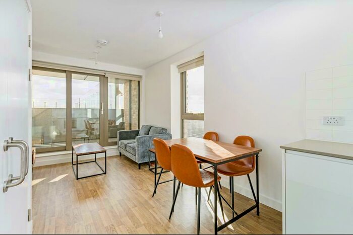 1 Bedroom Apartment To Rent In Seven Sisters London, N15