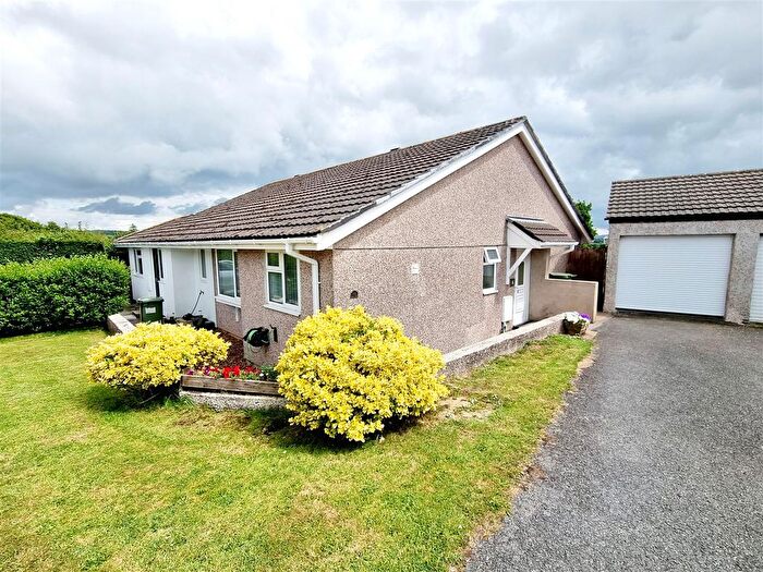 2 Bedroom Semi Detached Bungalow For Sale In Moorfield Road, St. Giles-On-The-Heath, PL15