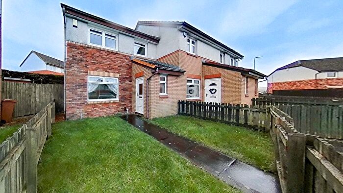 3 Bedroom Semi Detached House To Rent In Valgreen Court, Mid Craigie, Dundee, DD4