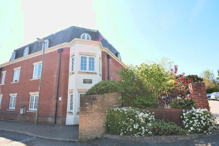 1 Bedroom Flat To Rent In Beaconsfield Road, Waterlooville, PO7