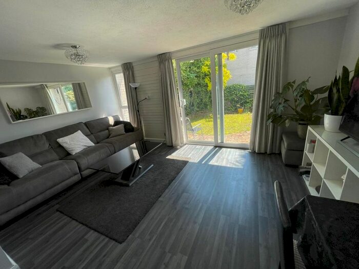 2 Bedroom Terraced House To Rent In Chalvey Park, Slough, SL1