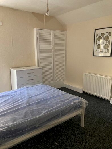 1 Bedroom Property To Rent In Rhondda Street, Mount Pleasant, Swansea SA1