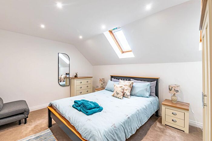 2 Bedroom Cottage For Sale In Wigginton Road, York, YO32