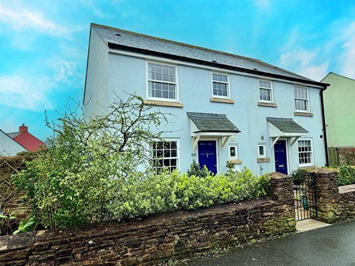 3 Bedroom Semi Detached House For Sale In Staddiscombe, Plymouth, PL9