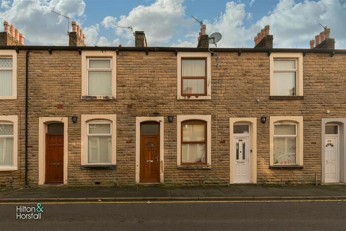 2 Bedroom Terraced House To Rent In Leyland Road, Burnley, Lancashire BB11
