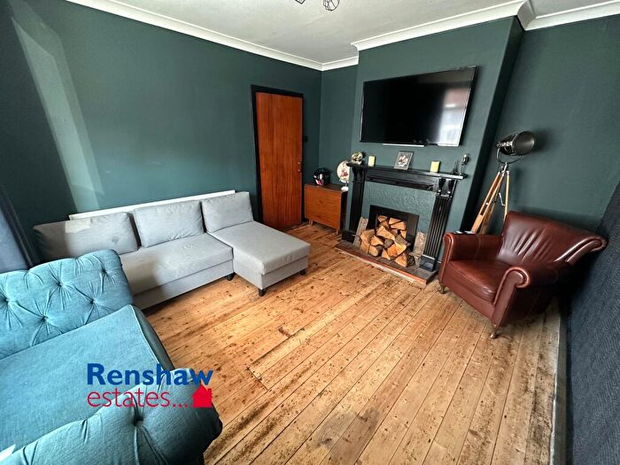 3 Bedroom Semi-Detached House For Sale In Kirkby Avenue, Ilkeston, Derbyshire, DE7