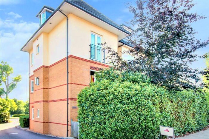 2 Bedroom Apartment To Rent In Apsley, Hemel Hempstead, HP3