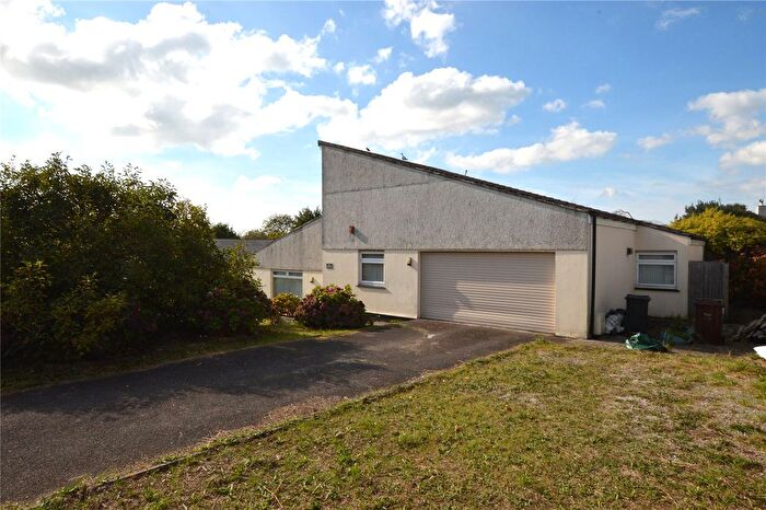 3 Bedroom Detached Bungalow For Sale In Meadowside Close, Hayle, Cornwall, TR27
