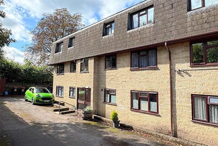 2 Bedroom Apartment For Sale In Malthouse Close, Wincanton, Somerset, BA9