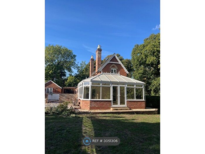 2 Bedroom Detached House To Rent In South Fawley, Wantage, OX12