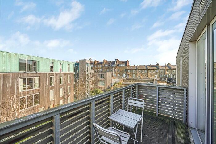 1 Bedroom Flat To Rent In Blueprint Apartments, Balham Grove, London, SW12